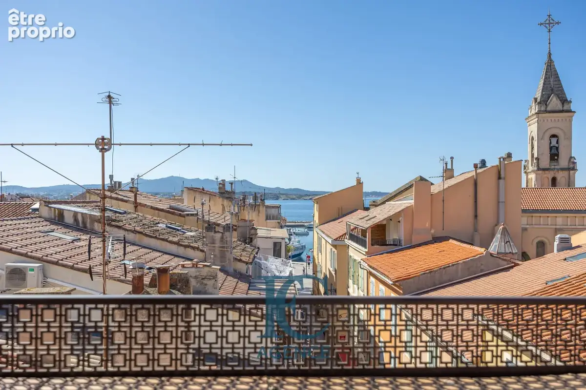 Appartement à SANARY-SUR-MER