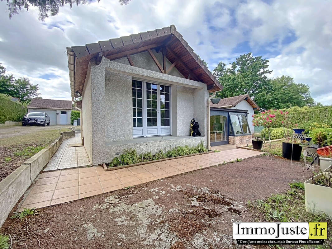 Maison à SAINT-REMY-L'HONORE