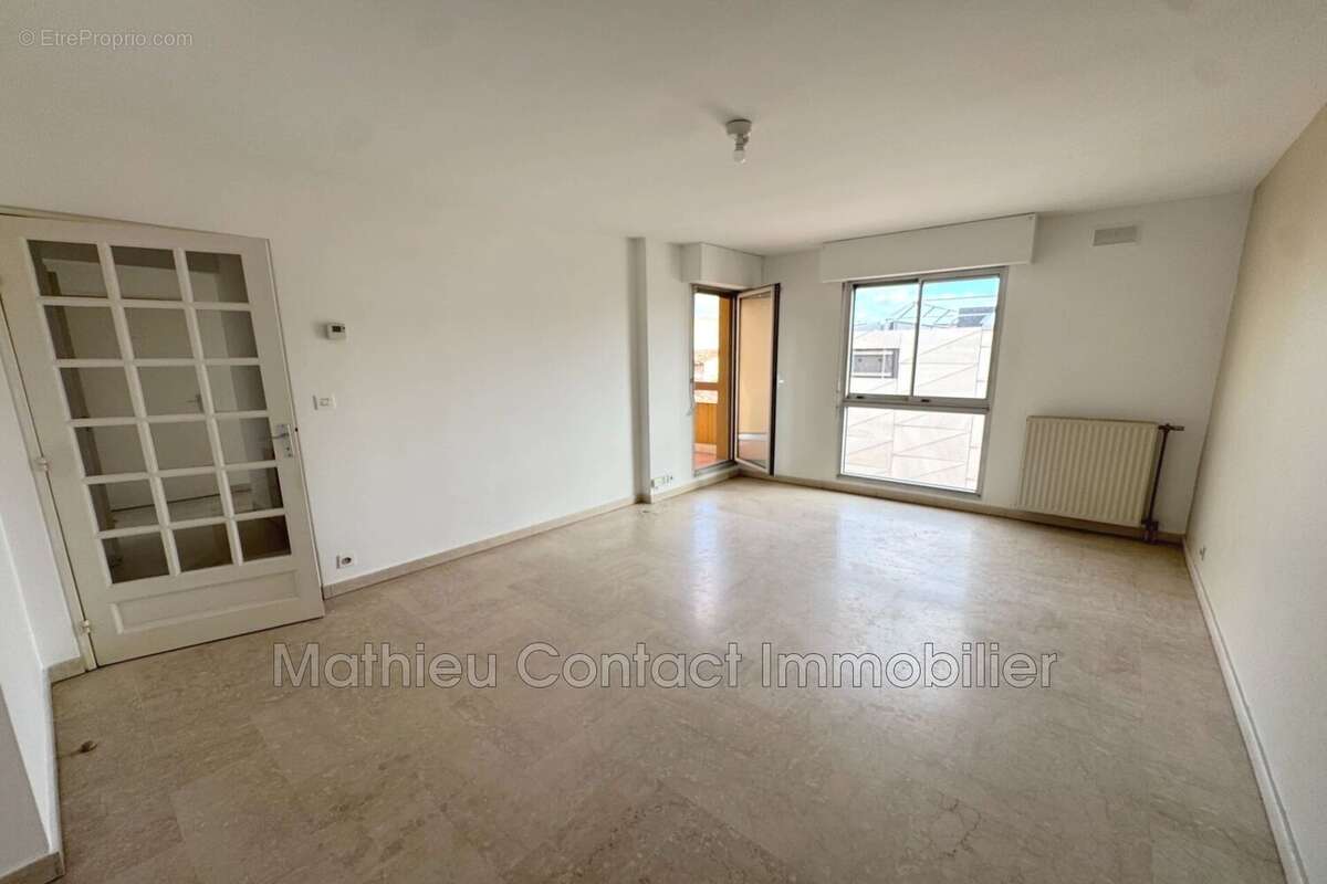 Appartement à NIMES