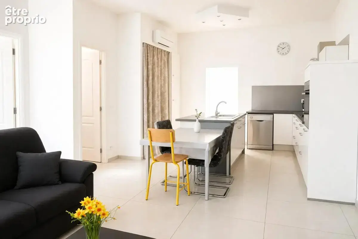 Ensemble immobilier loué à Wittenheim, 9 pièces - photo 4