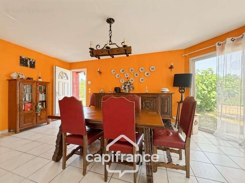Maison à vendre  de plain-pied avec 6 pièces à SAINT UZE (26) - photo 5