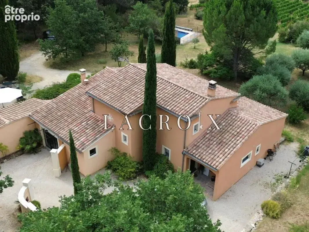Maison 5 pièces 234 m² à vendre à Bedoin (84410) - photo 2