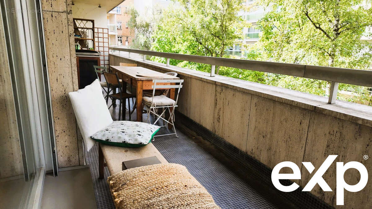 Appartement à PARIS-15E