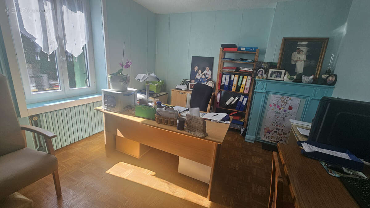 Commerce à CHAMPSAC