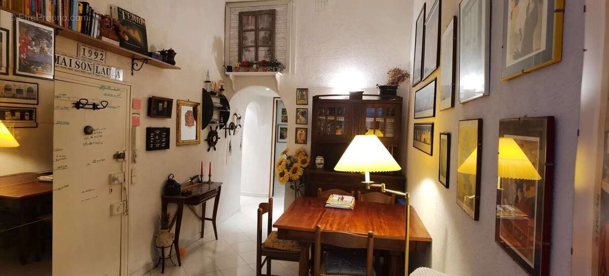 Appartement à MENTON