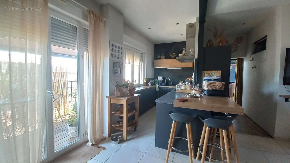 Champ de Mars/ Bassin, appartement T3 jardin. - photo 10