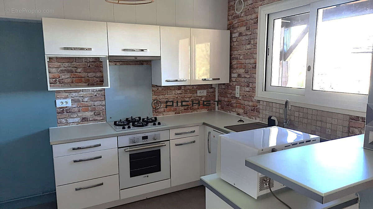 Maison à MALEMORT-SUR-CORREZE