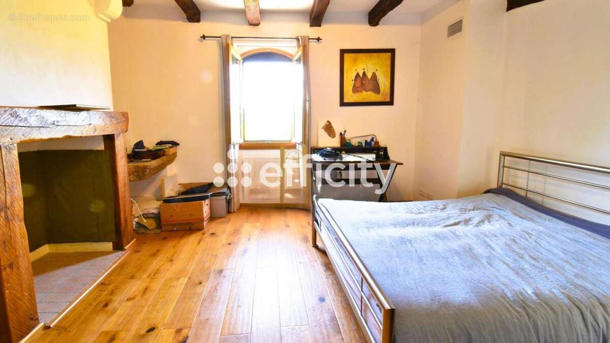 Maison 167 m² à Cordes-Sur-Ciel  - photo 2