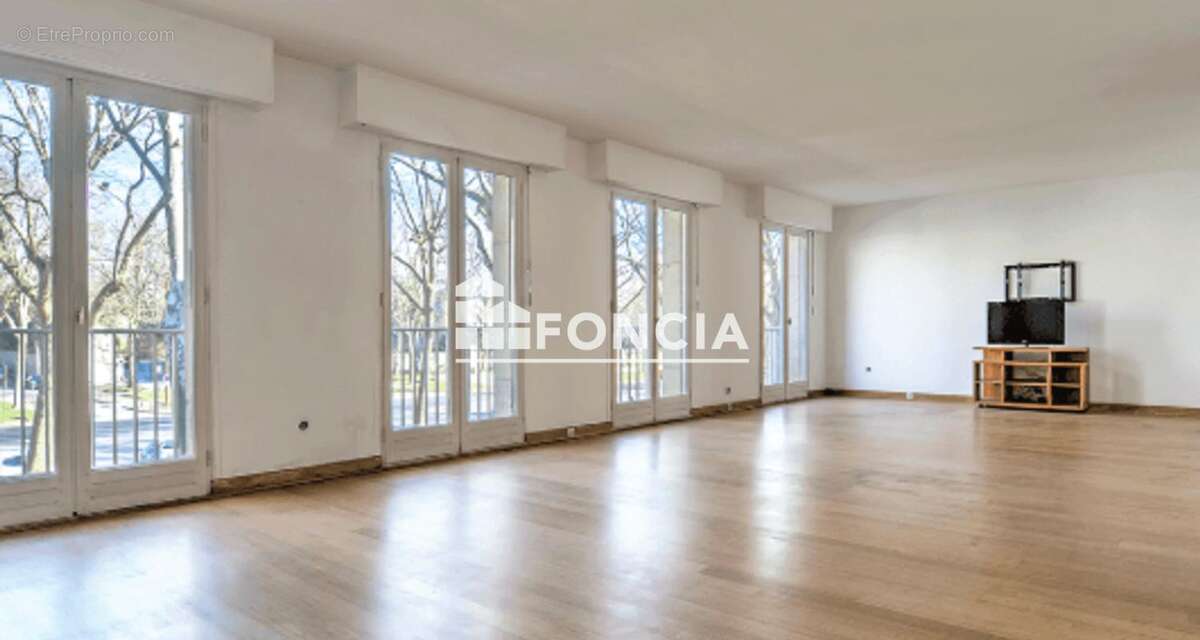 Appartement à VERSAILLES