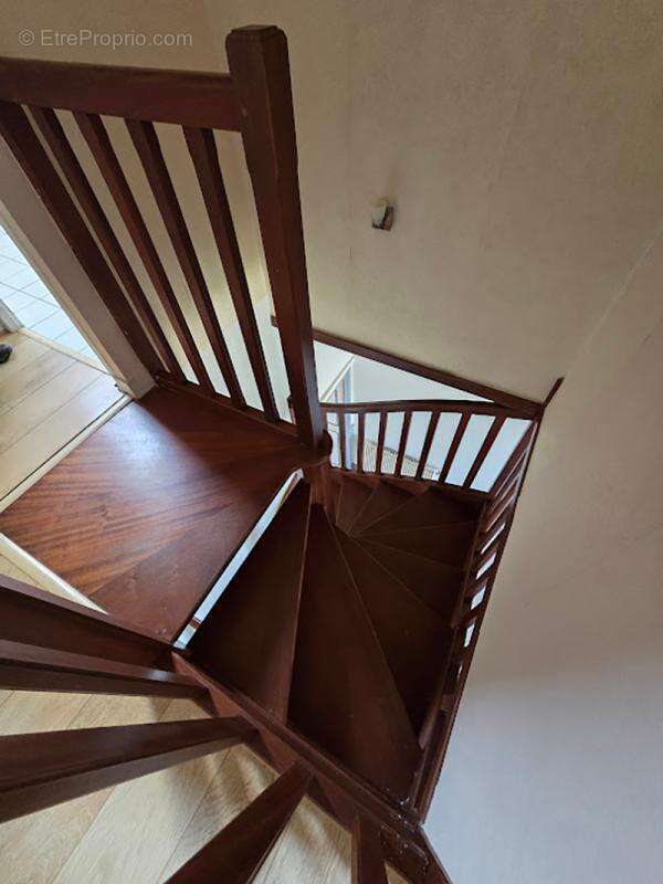 Maison ancienne de  4 pièces 92.11 m2 avec jardin clos - photo 7