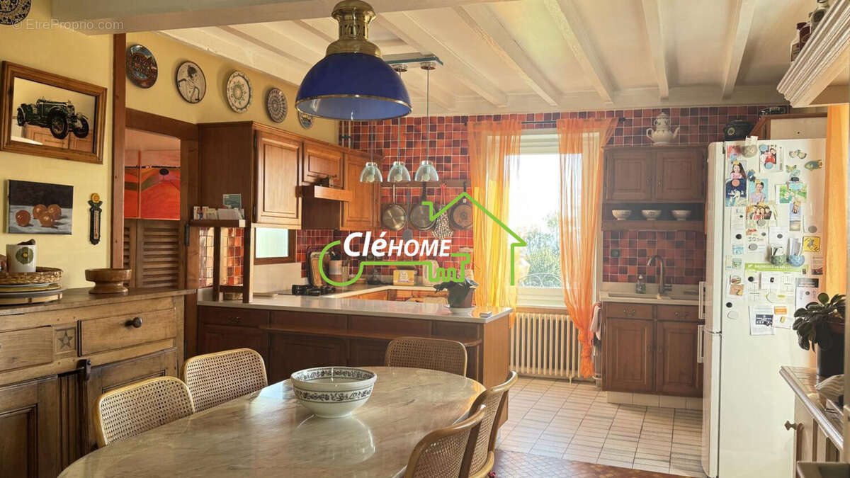 Maison à FLEURIEUX-SUR-L&#039;ARBRESLE