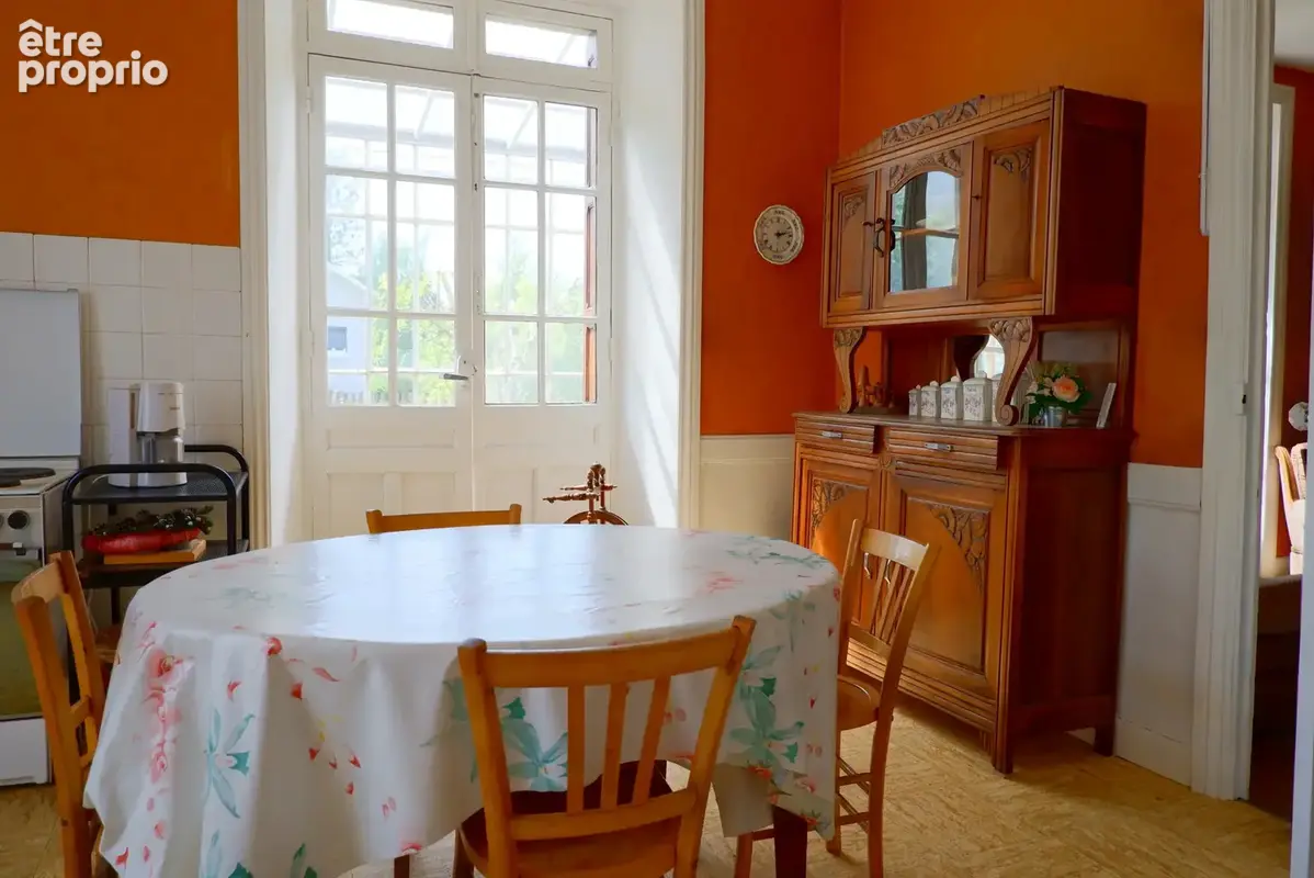 Maison en pierre de 221 m2 avec dépendances et gîte - Le Mazet-Saint-Voy - photo 10
