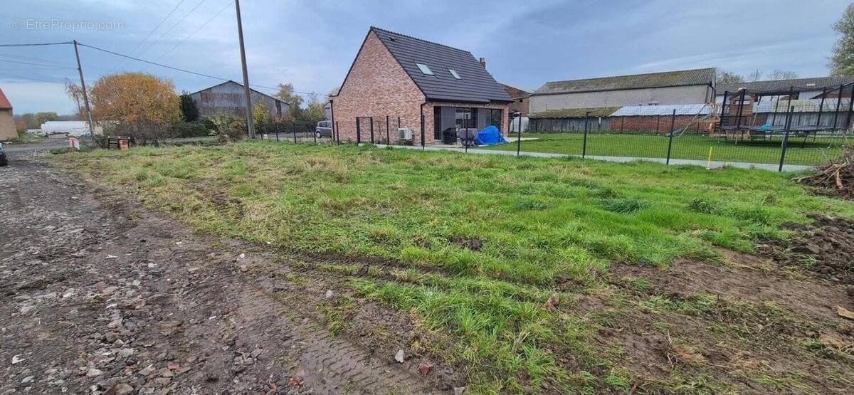 Photo 1 - Terrain à HAVERSKERQUE