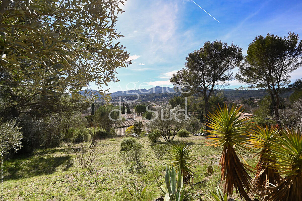 Maison à LA BOUILLADISSE