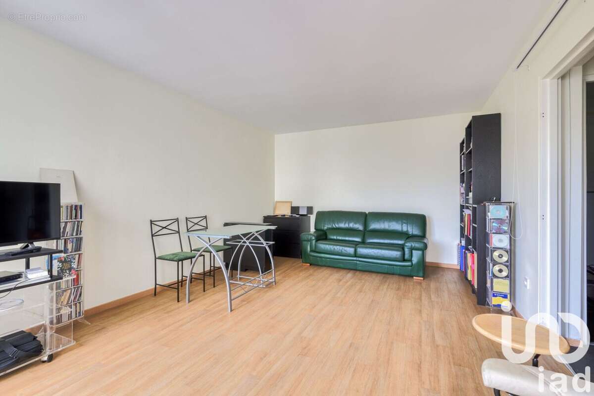 Photo 4 - Appartement à MONTROUGE