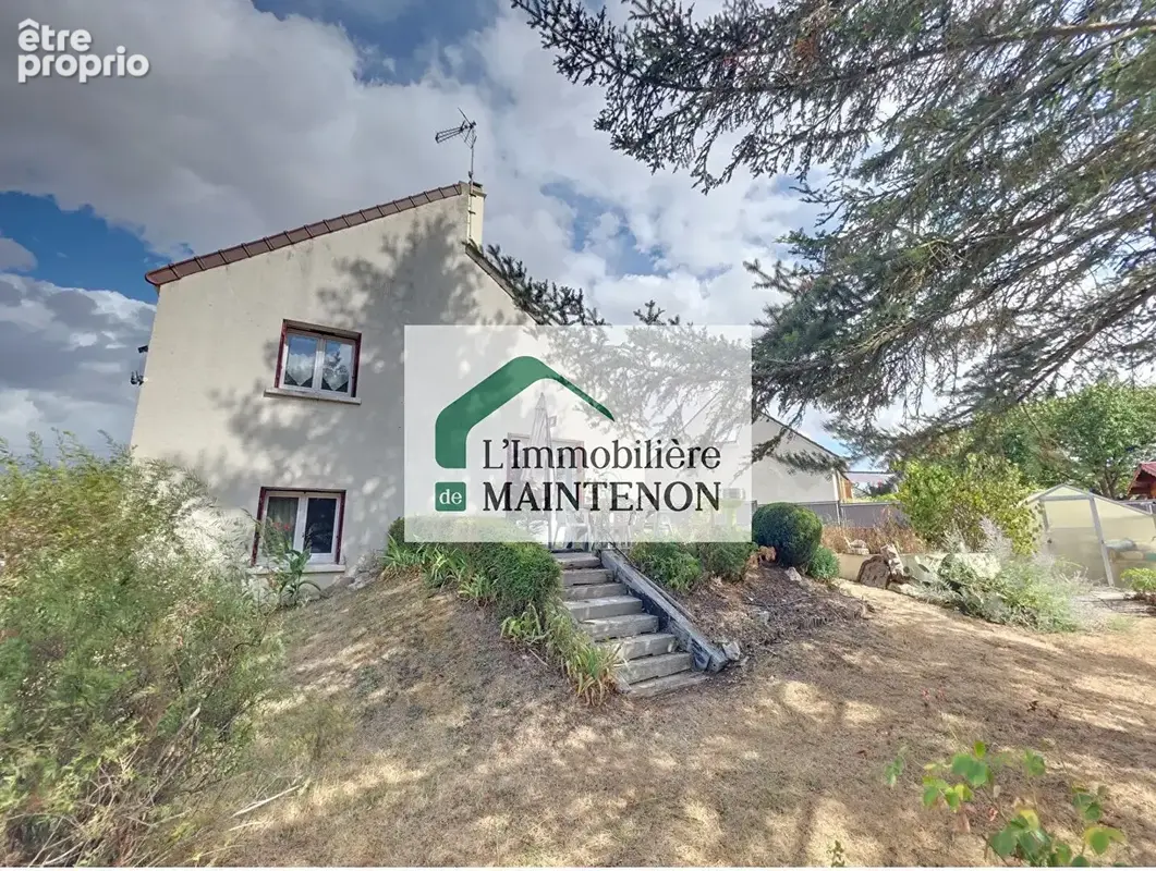 Maison à PIERRES