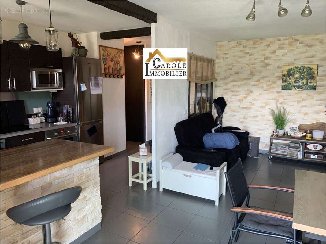 Appartement à AURIBEAU-SUR-SIAGNE