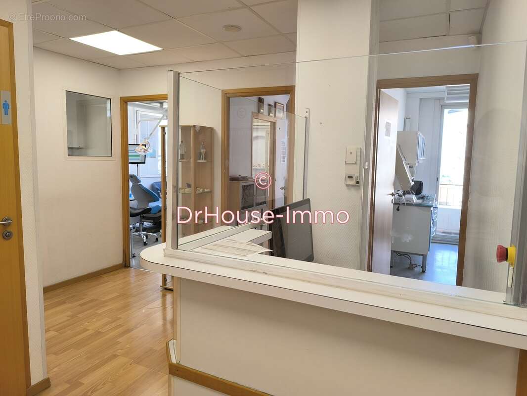 Appartement à MARSEILLE-4E