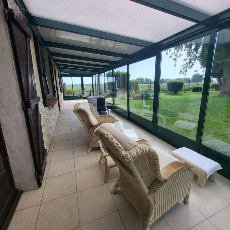 Maison 116 m² à Hacqueville  - photo 3