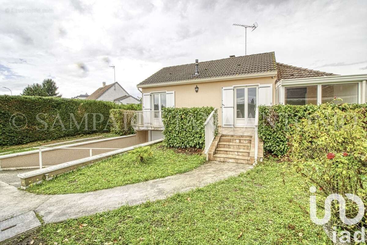 Photo 2 - Maison à BEAUNE-LA-ROLANDE