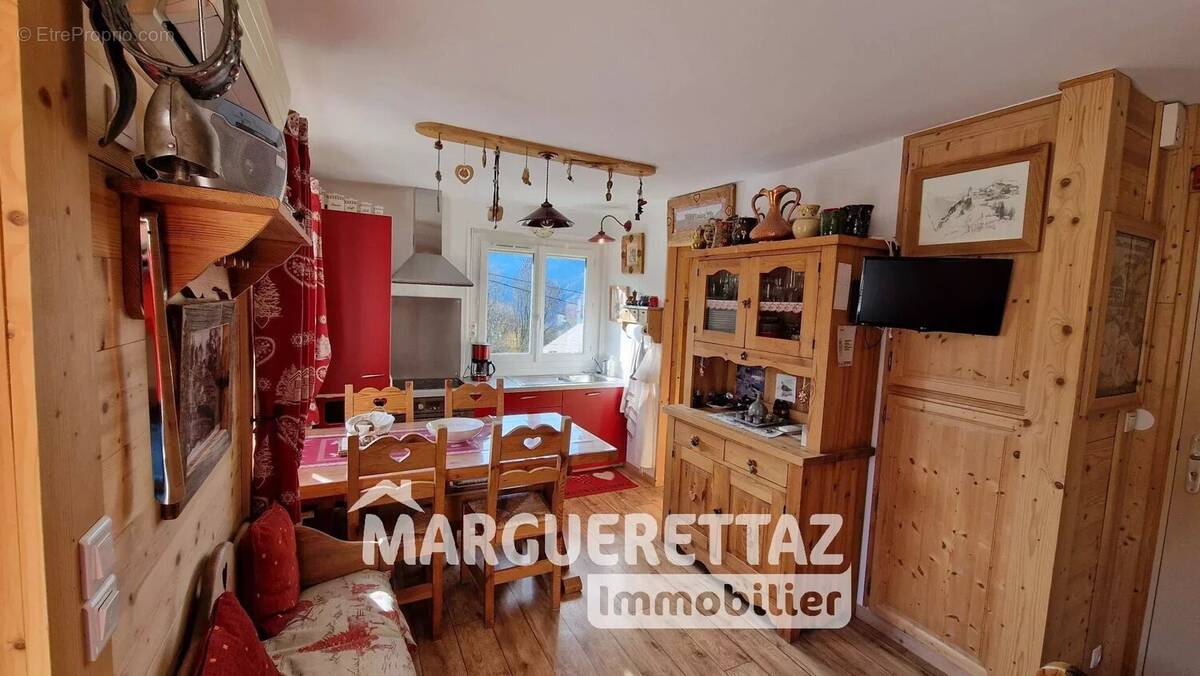 Appartement à CHATILLON-SUR-CLUSES
