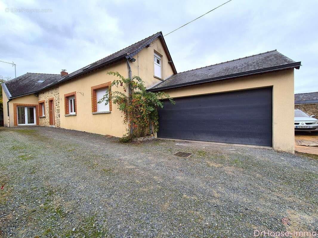 Maison à MAYENNE