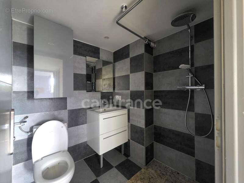 Maison à vendre de 200 m² avec piscine – Piégros-la-Clastre (26) - photo 13