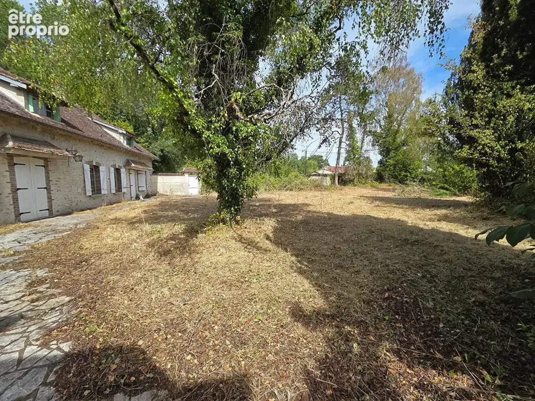 NOYEN SUR SEINE: Longère 8 pieces. 216 m2 habitable sur 2888 m2 de terrain clos - photo 13