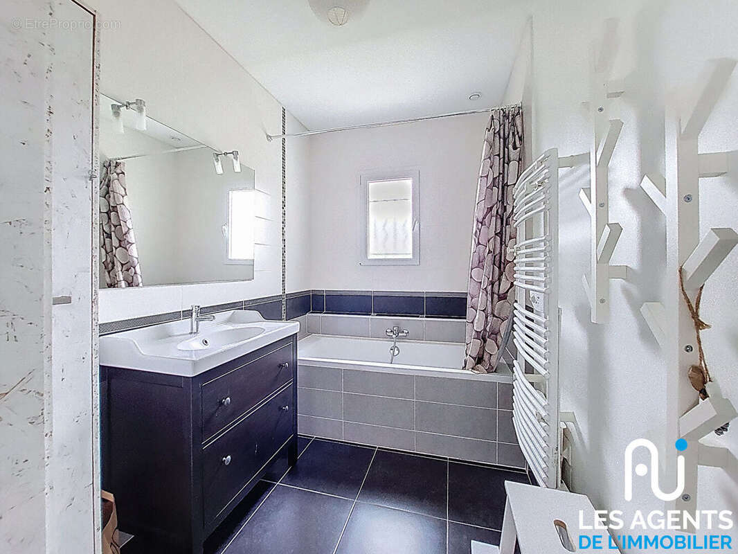 Maison à MEUNG-SUR-LOIRE