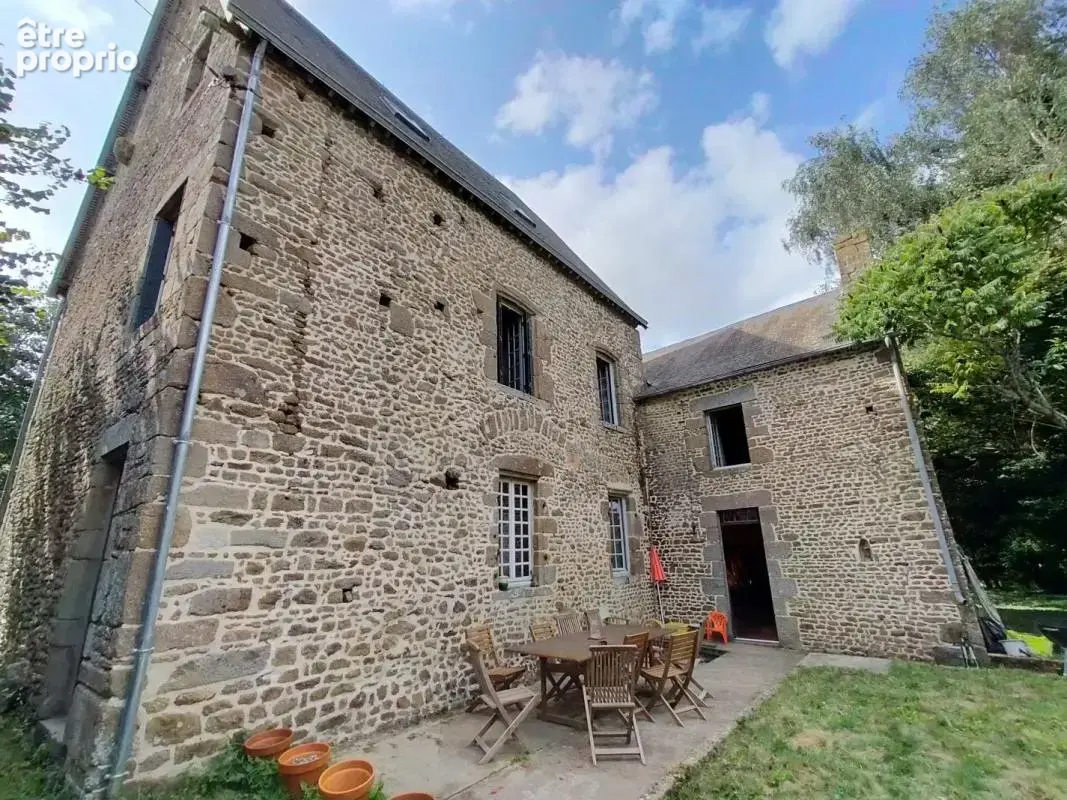 Maison 219 m² à Trans  - photo 3