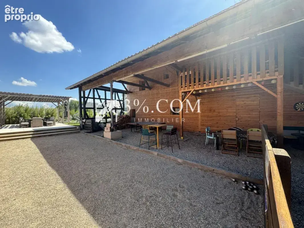 3%COM Très belle demeure avec piscine - photo 15