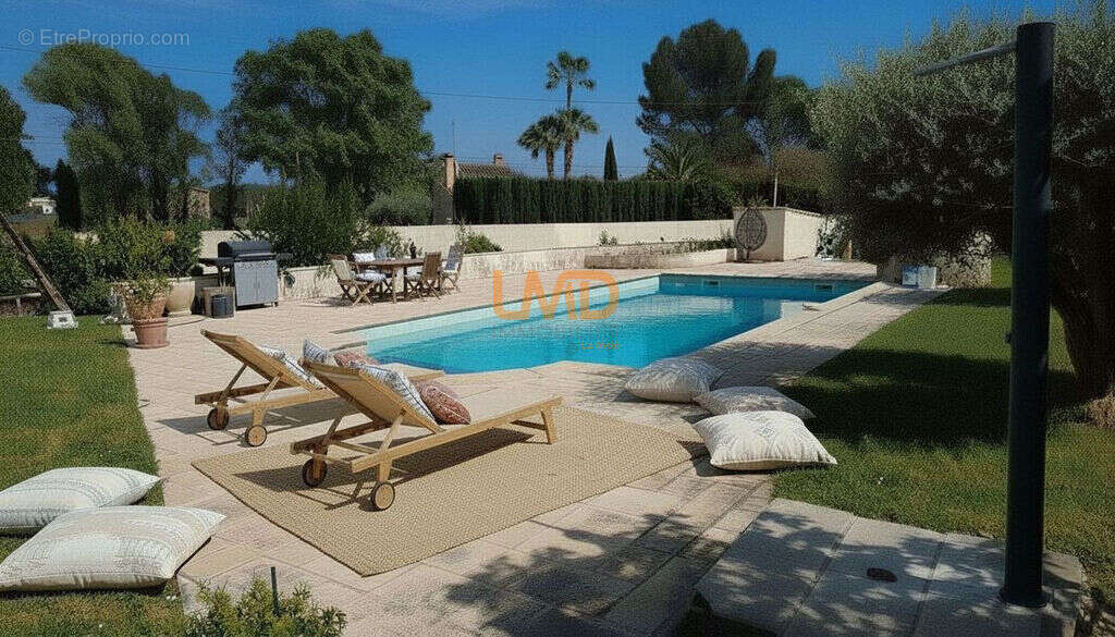 Maison à LA MOTTE