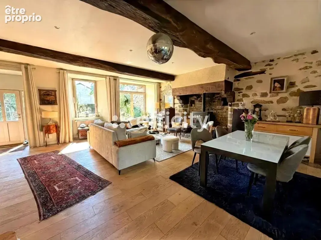 Maison 6 pièces 160 m² à vendre à Pire-Sur-Seiche (35150) - photo 6