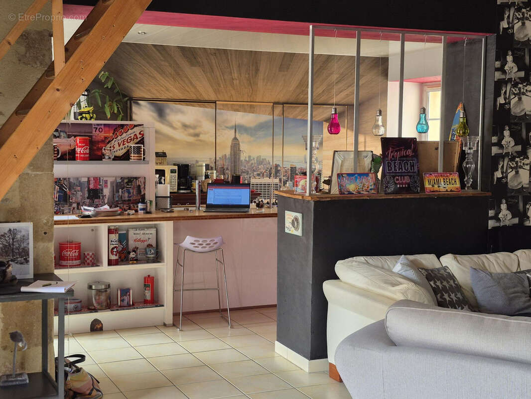 Maison à DOMFRONT-EN-CHAMPAGNE