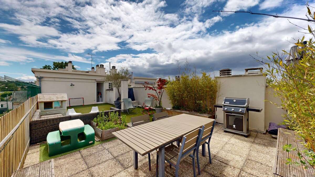 Appartement à VILLEMOMBLE