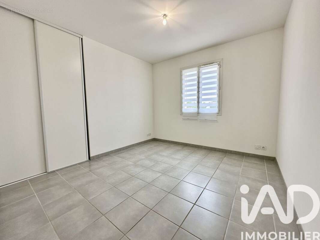 Maison 155 m² à Ambrault  - photo 8