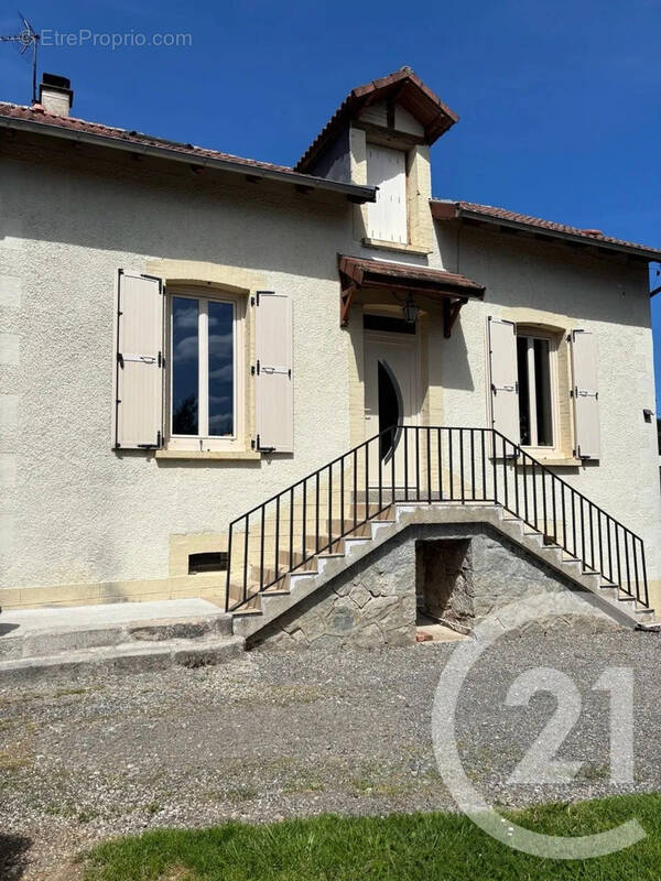 Maison 90 m² à Laroquebrou  - photo 2