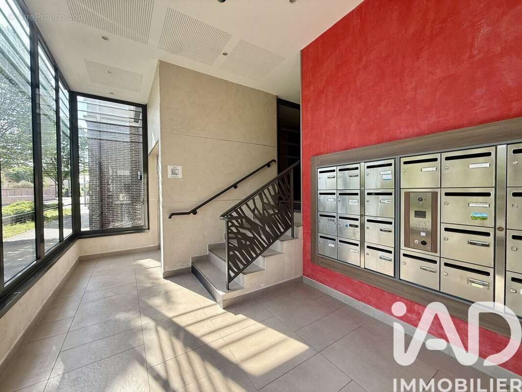 Photo 8 - Appartement à VIGNEUX-SUR-SEINE