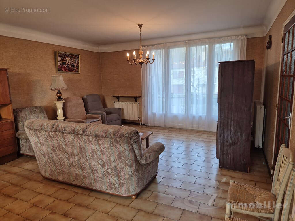 Maison à MANSAC
