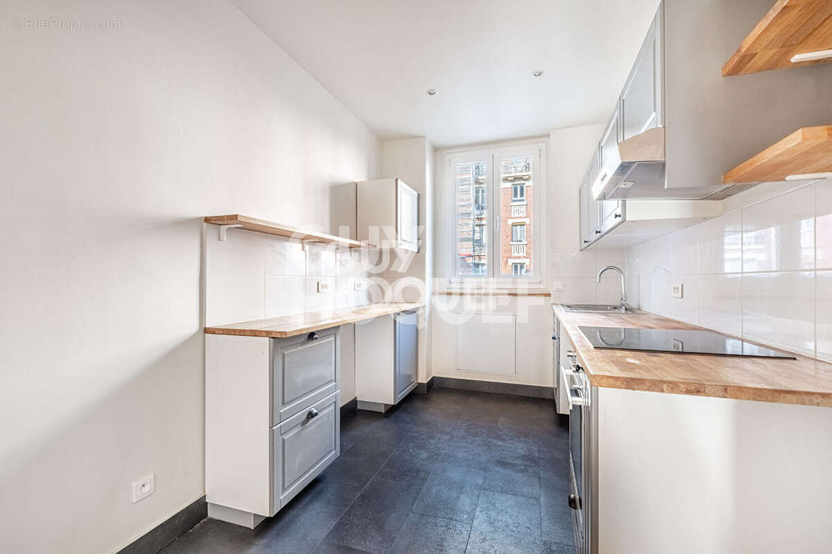 Appartement à ASNIERES-SUR-SEINE