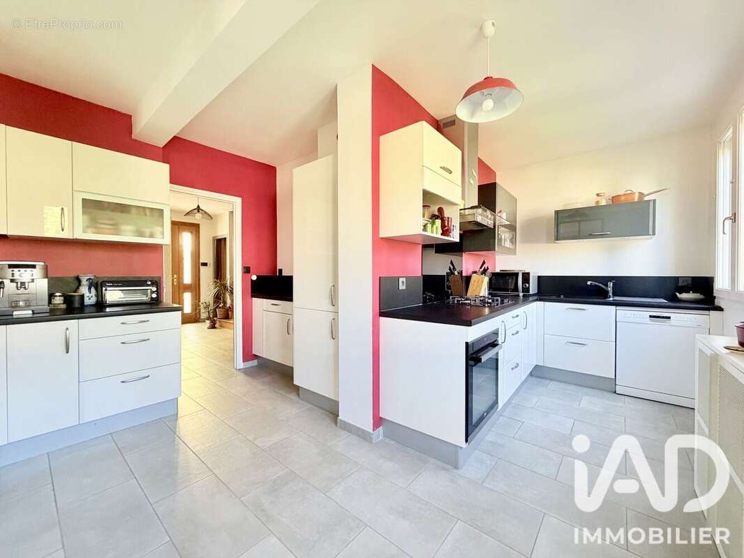 Maison 171 m² à Durtol  - photo 4