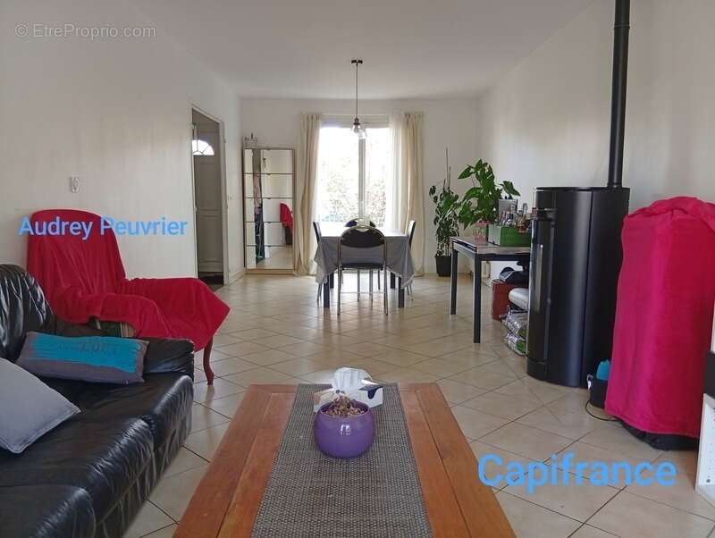 Maison à BEVILLE-LE-COMTE