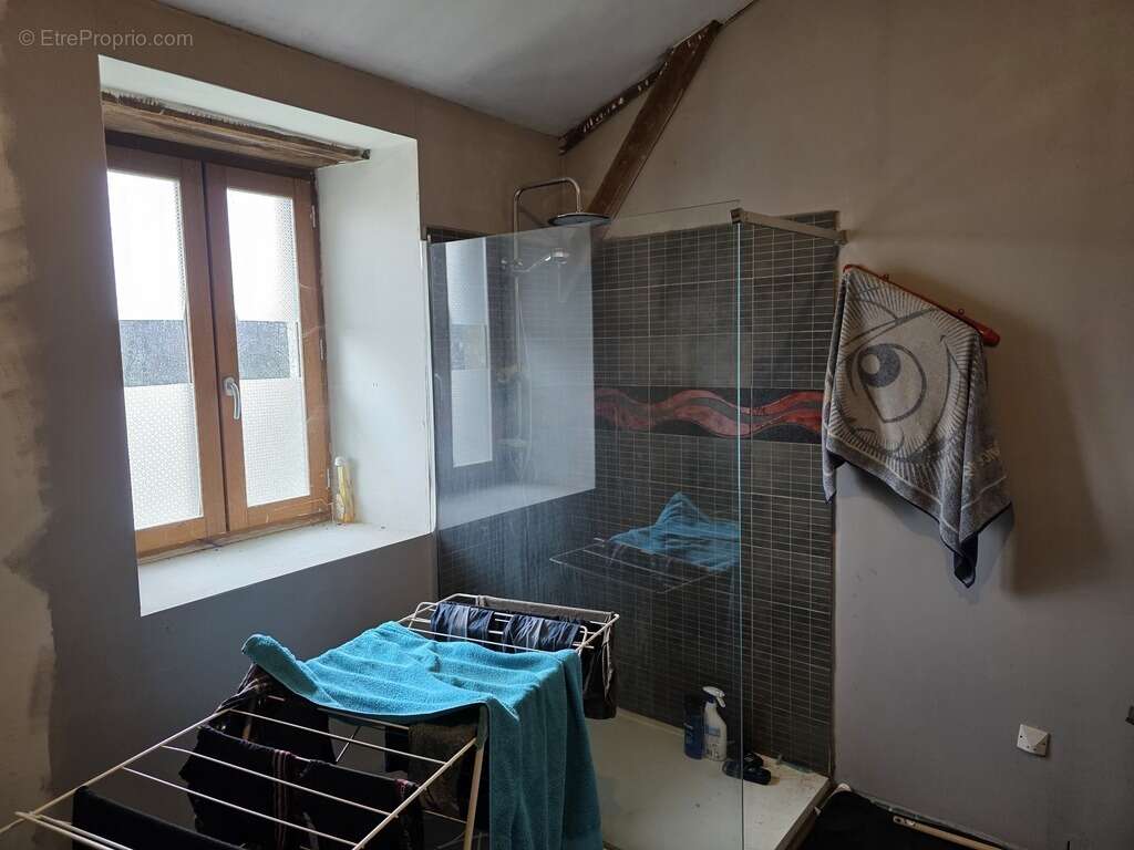 Maison à BAGNAC-SUR-CELE