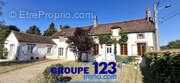 Maison à FLEURY-LA-VALLEE