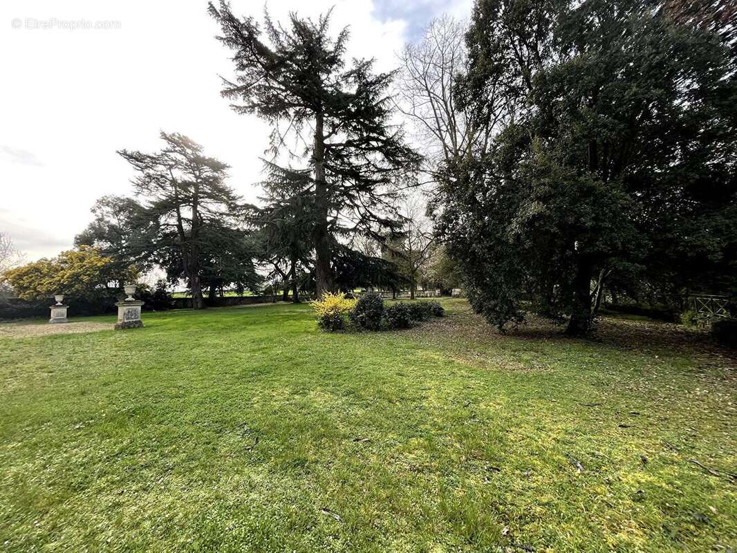 Appartement à MURS-ERIGNE