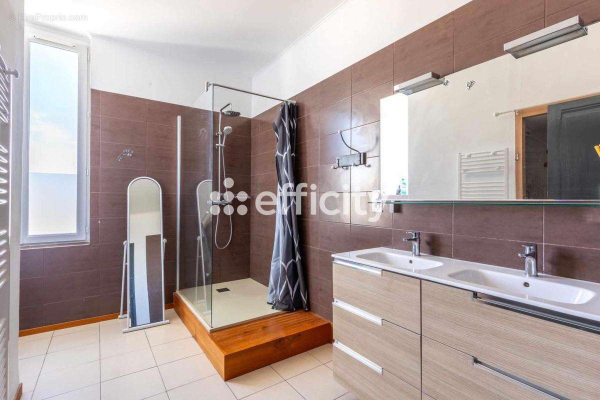Appartement 440 m² à La Barre-De-Monts  - photo 9