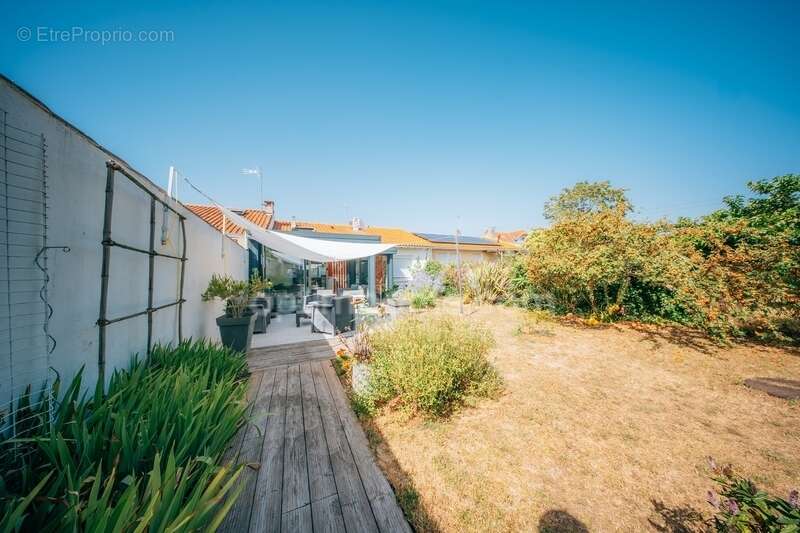 Maison à vendre 6 pièces LA ROCHELLE (17) - photo 33