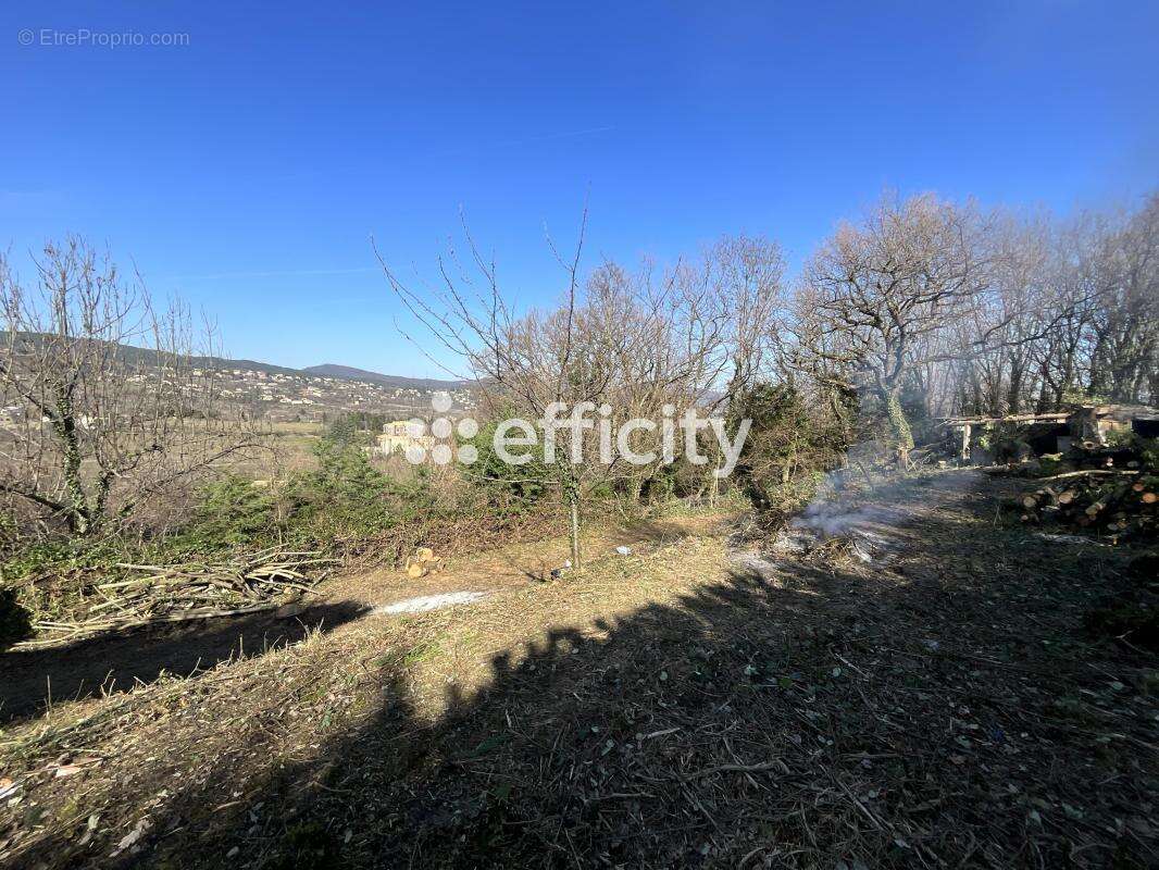Maison 63 m² à Saint-Priest  - photo 4