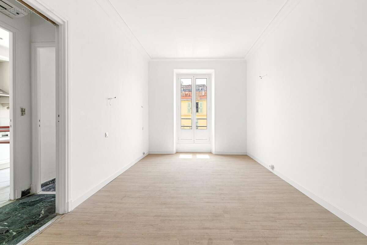 Appartement 90 m² à Nice  - photo 8