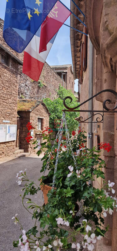 Maison à COMBRET